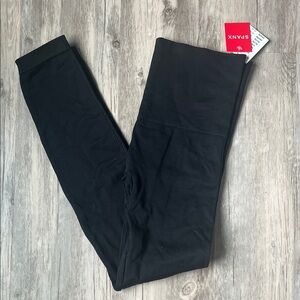 New - SPANX Look at Me Now Seamless Leggings - Comfortable Athletic Wear